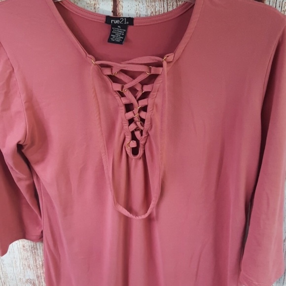 Woman's Rue 21 XL Pink Dress - Picture 3 of 4